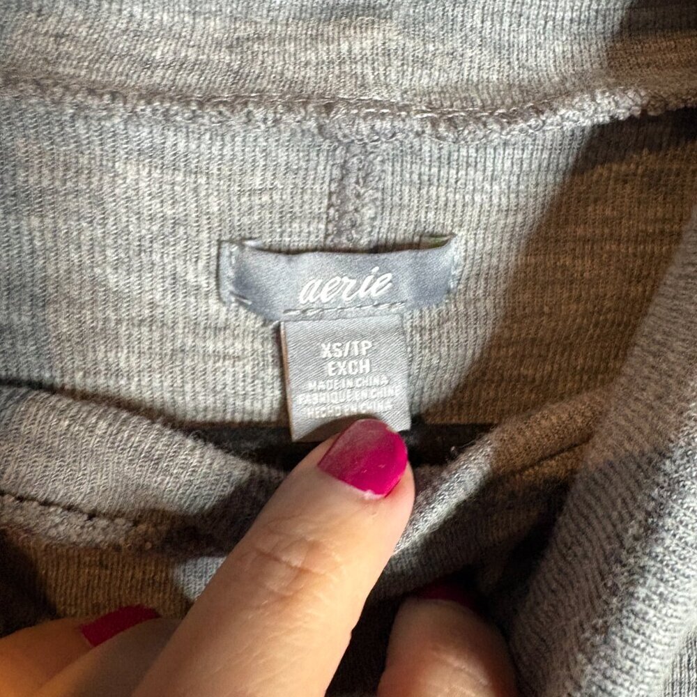 Aerie grey mock neck long sleeve trapeze top - Picture 3 of 5